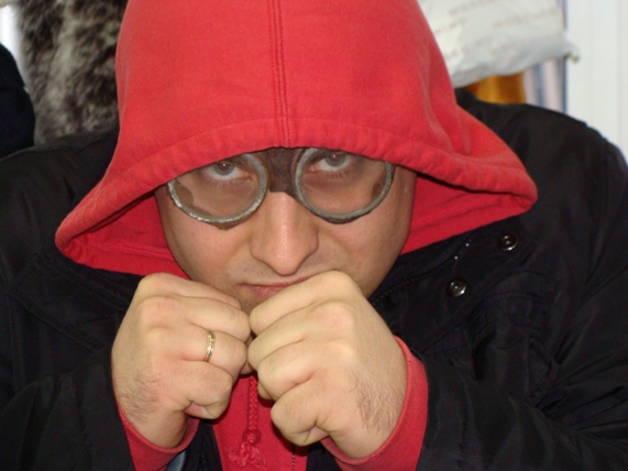 :  DSC01584.JPG
: 899

:  105.4 