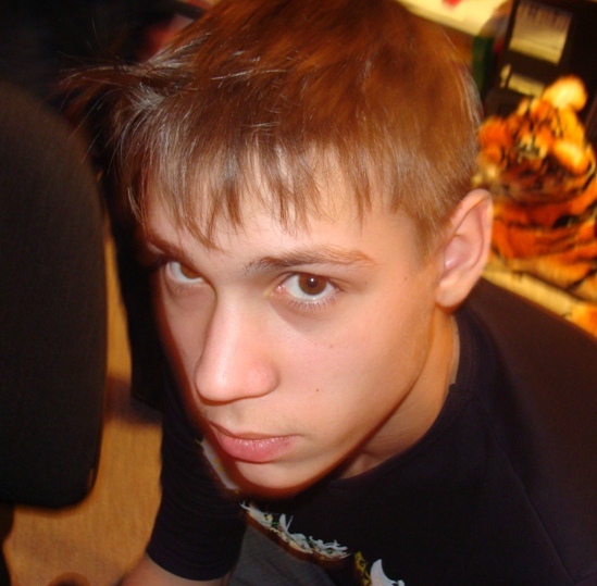 :  18.JPG
: 473

:  121.4 