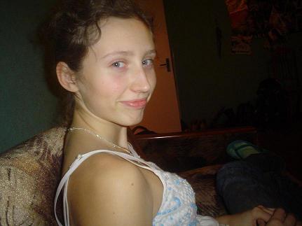 :  DSC03147.JPG
: 1951

:  21.1 