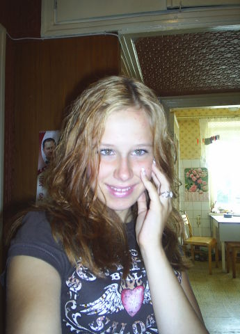 :  CA0LYRSD.jpg
: 2456

:  34.2 