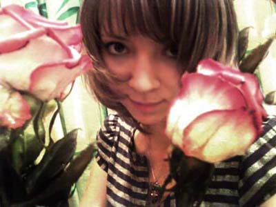 :  rose.jpg
: 1352

:  45.6 